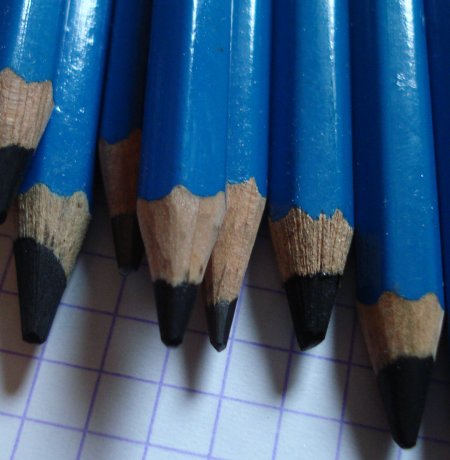 7b pencil lead